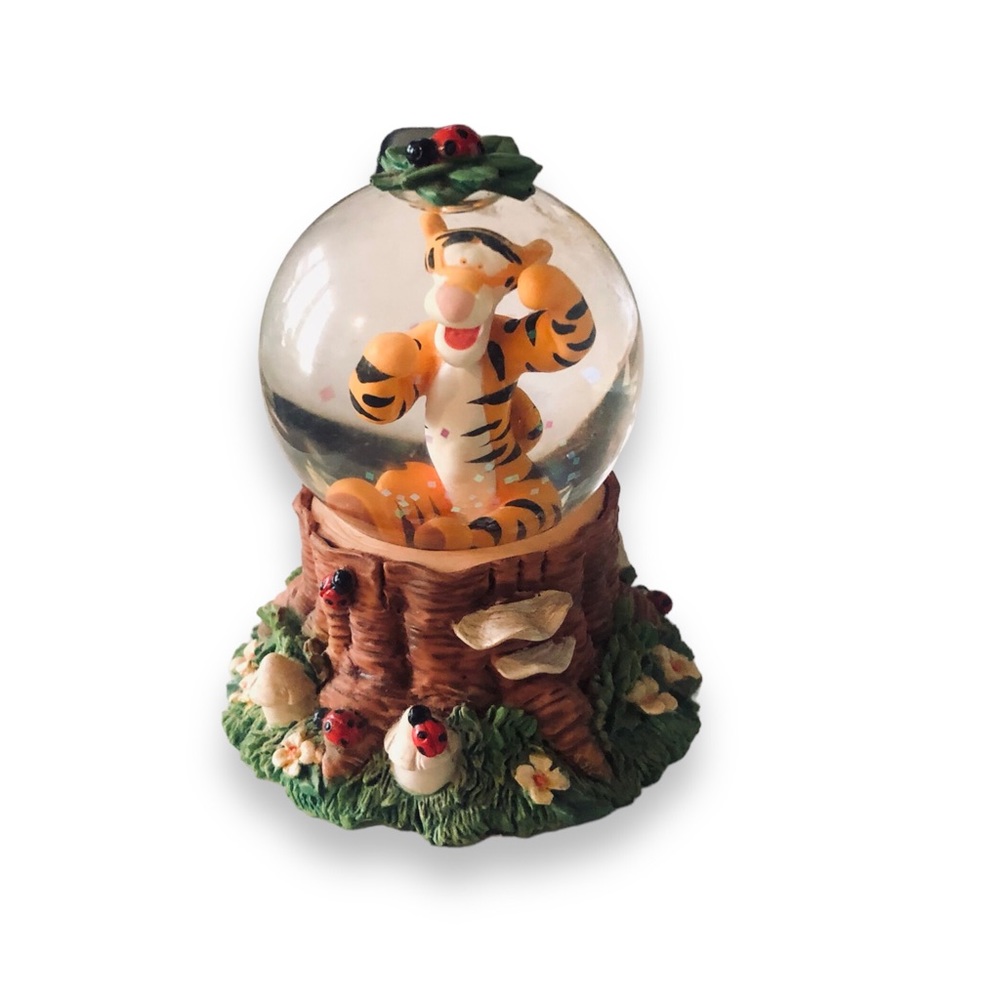 Tigger Winnie The Pooh Mini Snow Globe The Disney Store Vintage 1998 Cottagecore